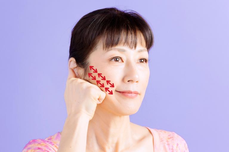 「頬のたるみ」は〇〇を緩めればくい止められる!