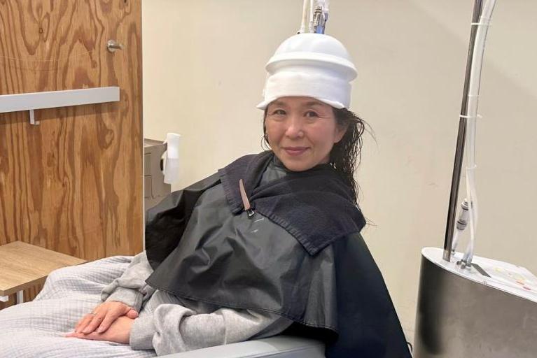 美容エディターが、薄毛の悩みにアプローチする2つの育毛施術を体験しました!